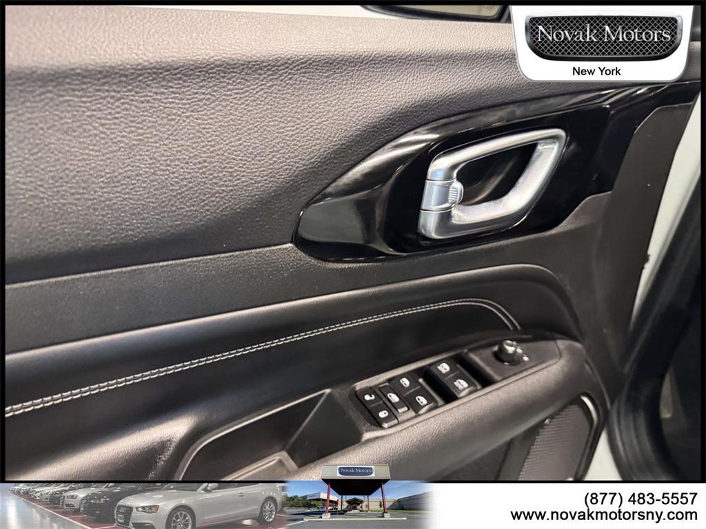 used 2022 Jeep Compass car, priced at $27,599