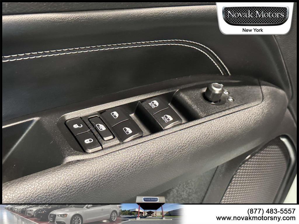 used 2022 Jeep Compass car, priced at $27,599