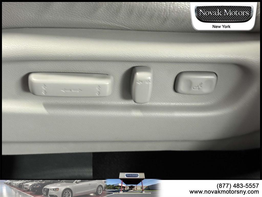 used 2022 Honda Pilot car, priced at $37,095