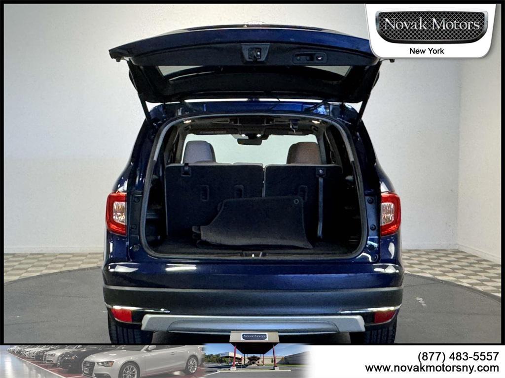 used 2022 Honda Pilot car, priced at $37,095