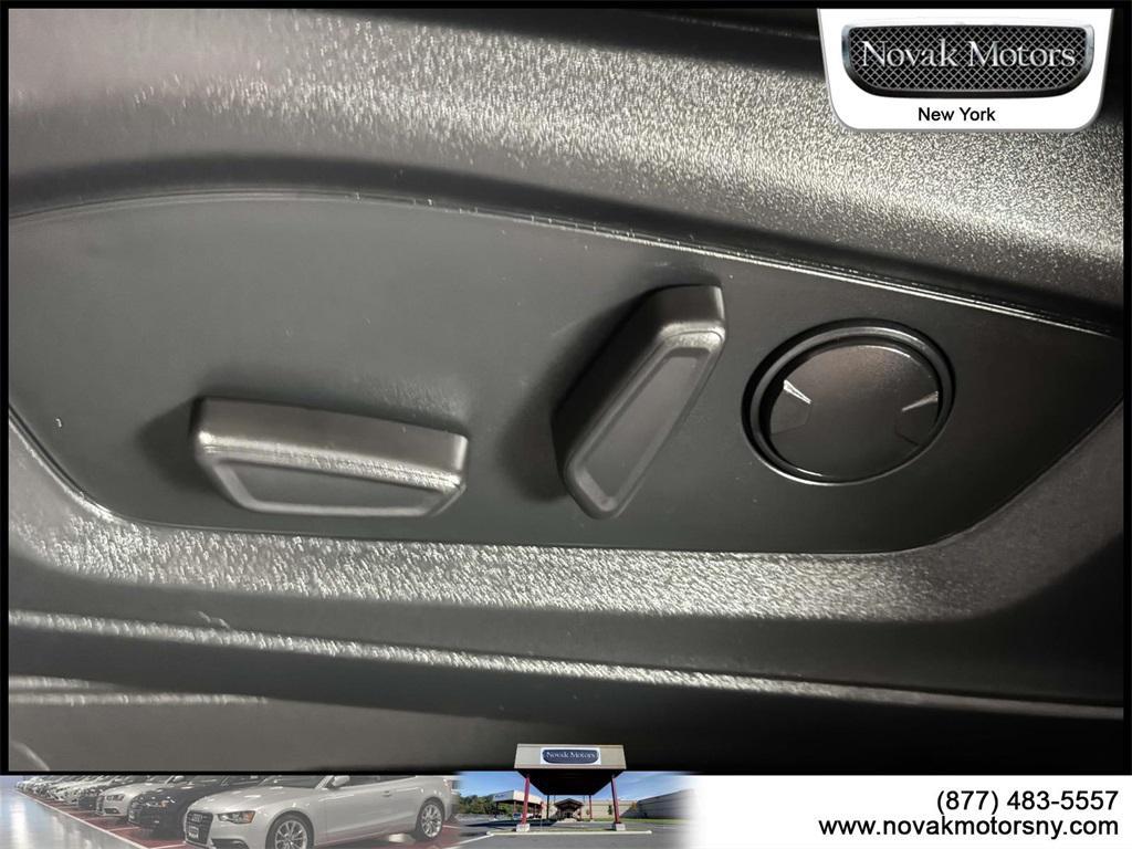 used 2022 Ford Explorer car, priced at $33,495