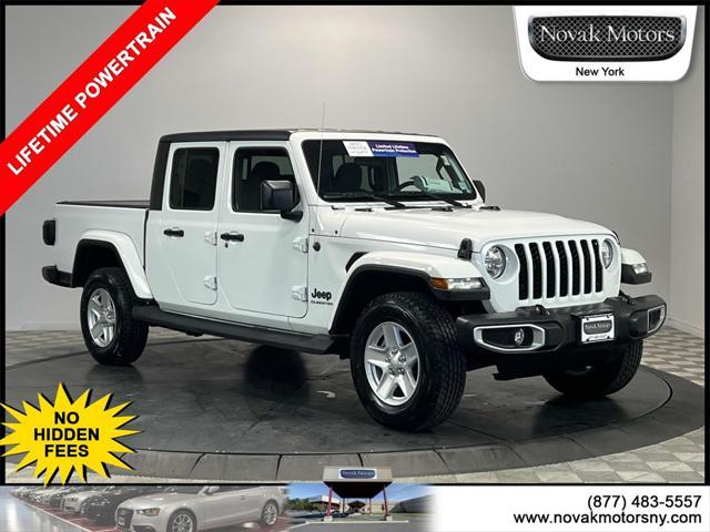 used 2021 Jeep Gladiator car, priced at $32,000