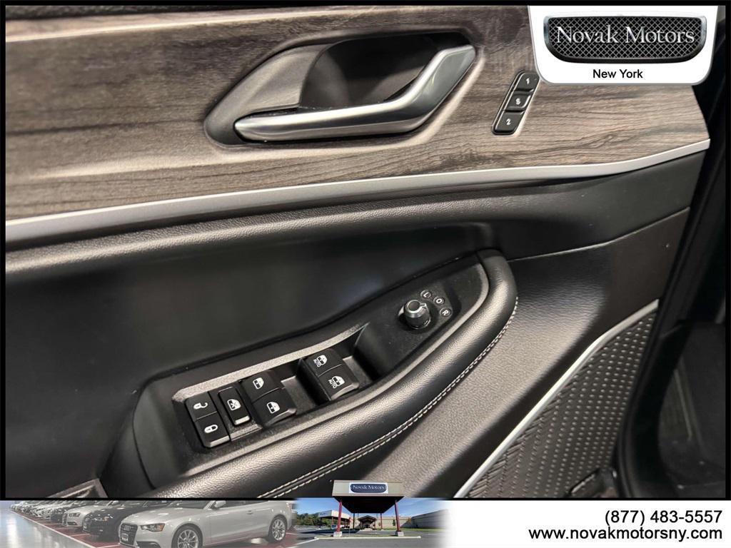 used 2022 Jeep Grand Cherokee L car, priced at $33,195