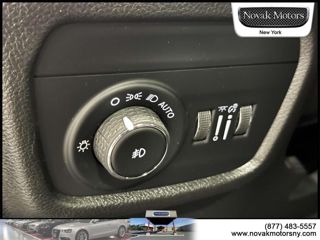 used 2022 Jeep Grand Cherokee L car, priced at $33,195