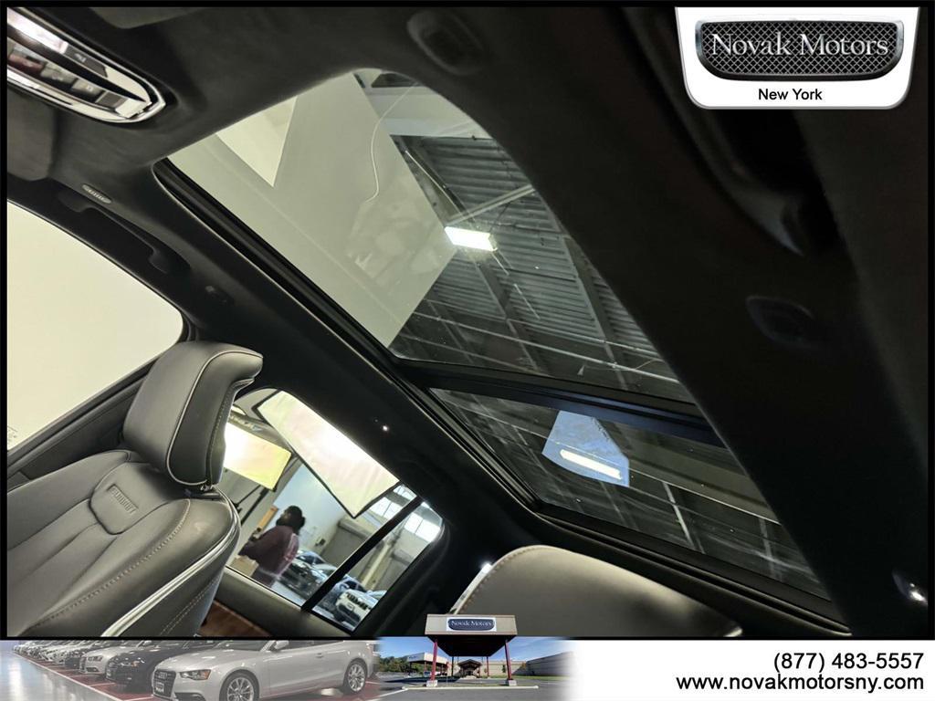 used 2022 Jeep Grand Cherokee car, priced at $42,895