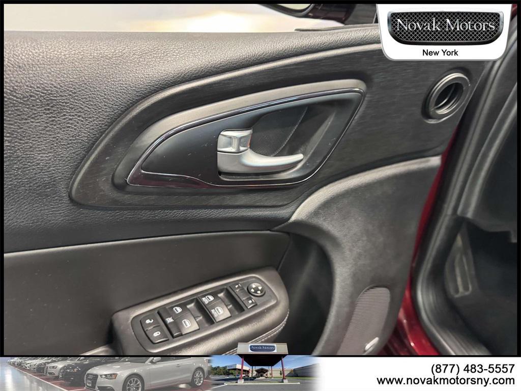 used 2016 Chrysler 200 car, priced at $14,995
