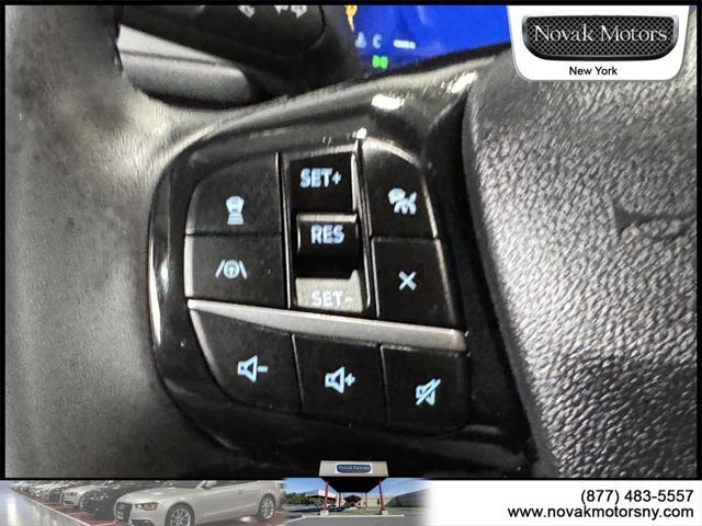 used 2022 Ford Escape car, priced at $29,990