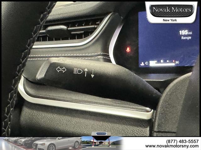 used 2022 Jeep Grand Cherokee car, priced at $32,895