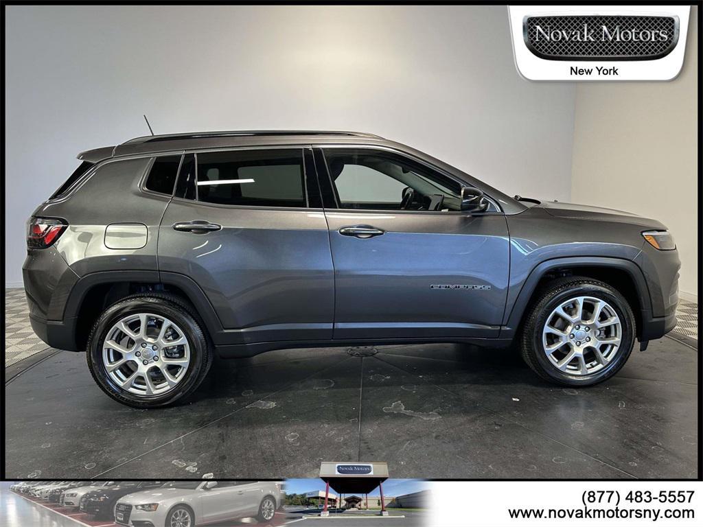 used 2022 Jeep Compass car, priced at $21,595