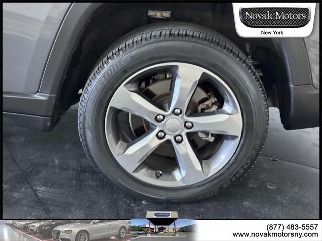 used 2022 Jeep Grand Cherokee L car, priced at $35,990