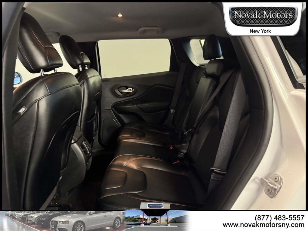 used 2022 Jeep Cherokee car, priced at $24,760