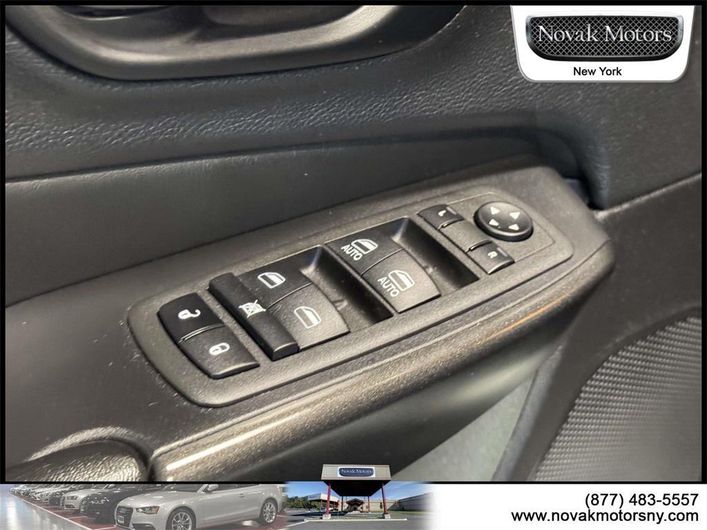 used 2022 Jeep Cherokee car, priced at $24,760