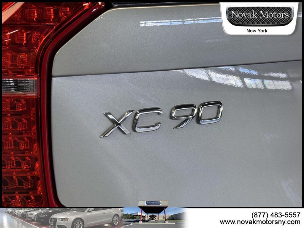 used 2023 Volvo XC90 car, priced at $40,490