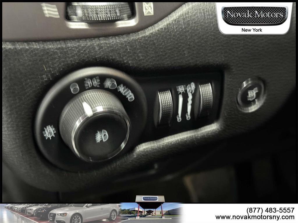 used 2022 Jeep Cherokee car, priced at $28,495
