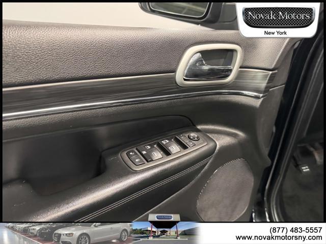used 2022 Jeep Grand Cherokee car, priced at $30,295