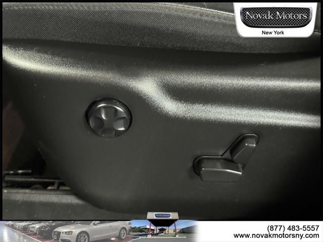used 2022 Jeep Grand Cherokee car, priced at $30,295