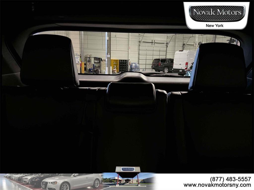 used 2022 Toyota Highlander car, priced at $39,599