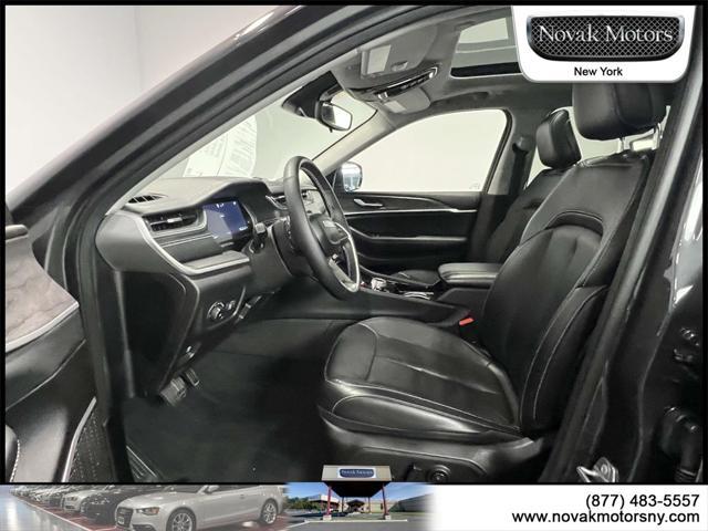 used 2022 Jeep Grand Cherokee car, priced at $31,995