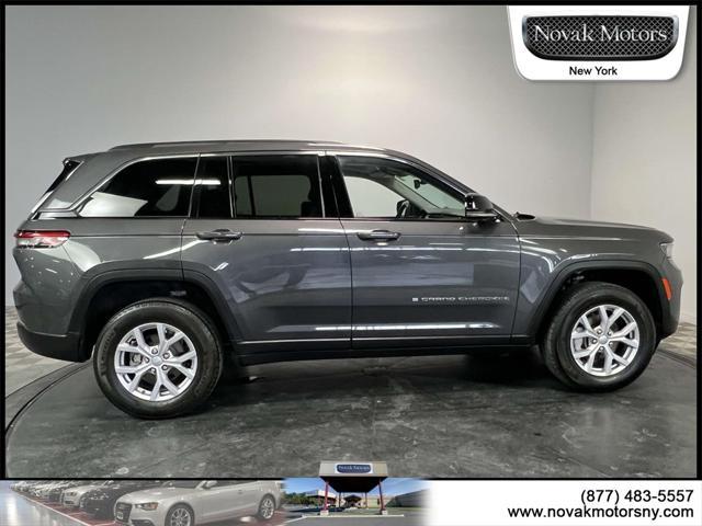 used 2022 Jeep Grand Cherokee car, priced at $31,995
