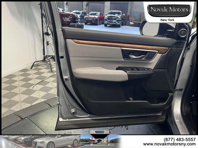 used 2022 Honda CR-V car, priced at $28,995