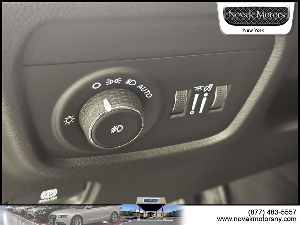 used 2022 Jeep Grand Cherokee L car, priced at $39,599