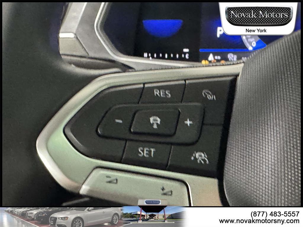 used 2022 Volkswagen Tiguan car, priced at $25,595