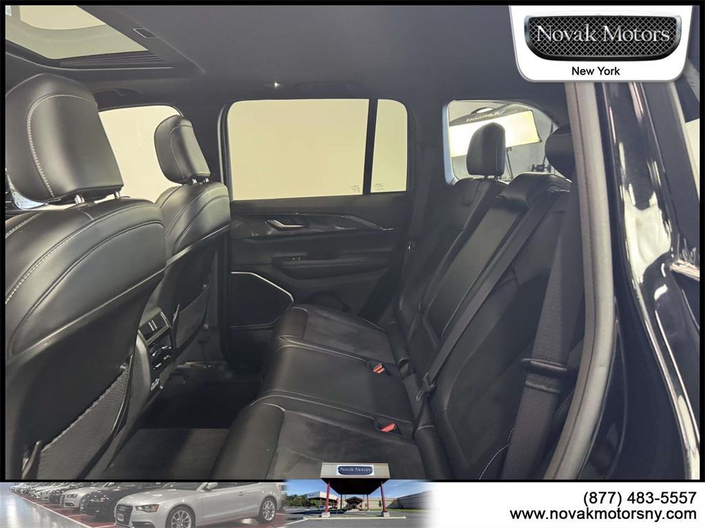 used 2022 Jeep Grand Cherokee car, priced at $33,899