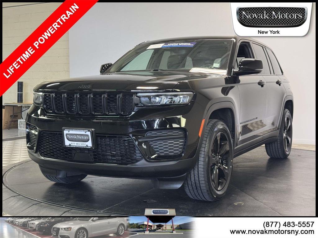 used 2022 Jeep Grand Cherokee car, priced at $33,899