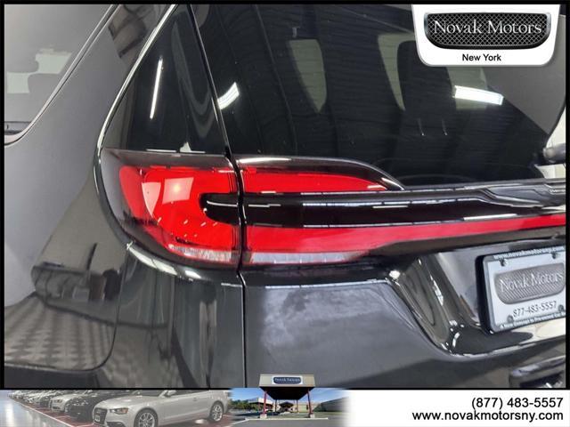 used 2021 Chrysler Pacifica car, priced at $19,895