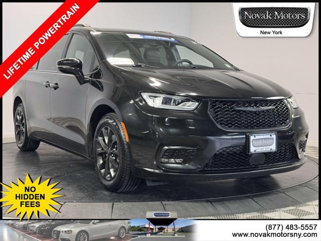 used 2021 Chrysler Pacifica car, priced at $19,895