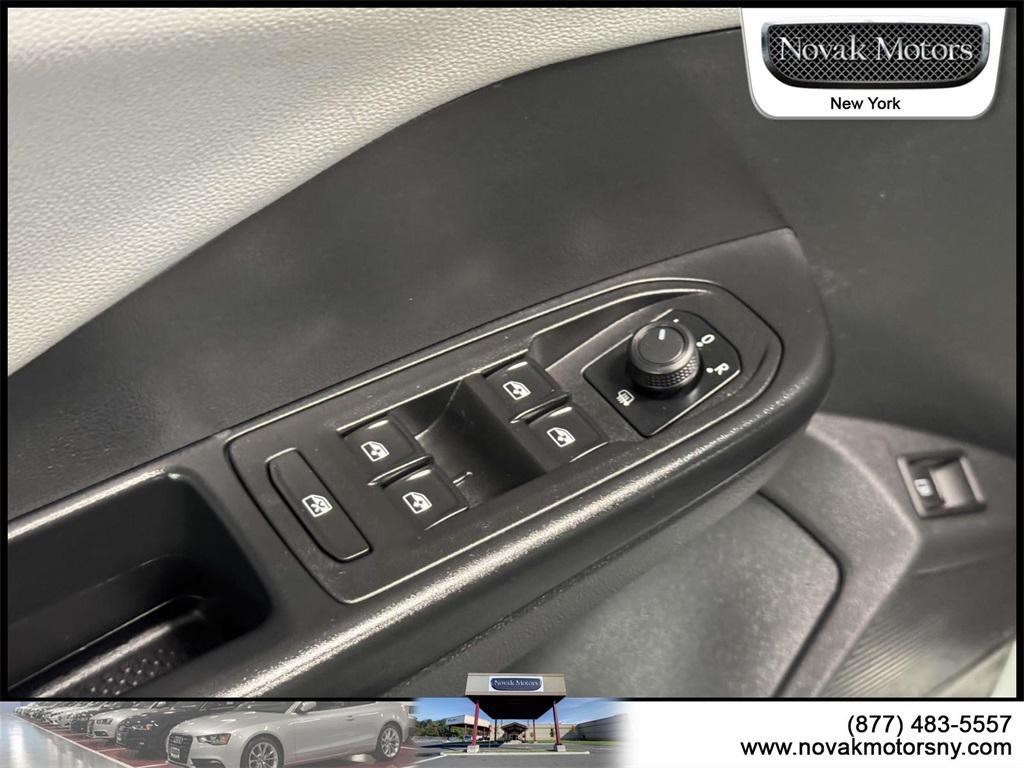 used 2022 Volkswagen Taos car, priced at $25,595