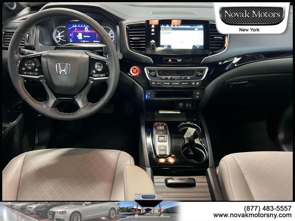 used 2022 Honda Passport car, priced at $35,490