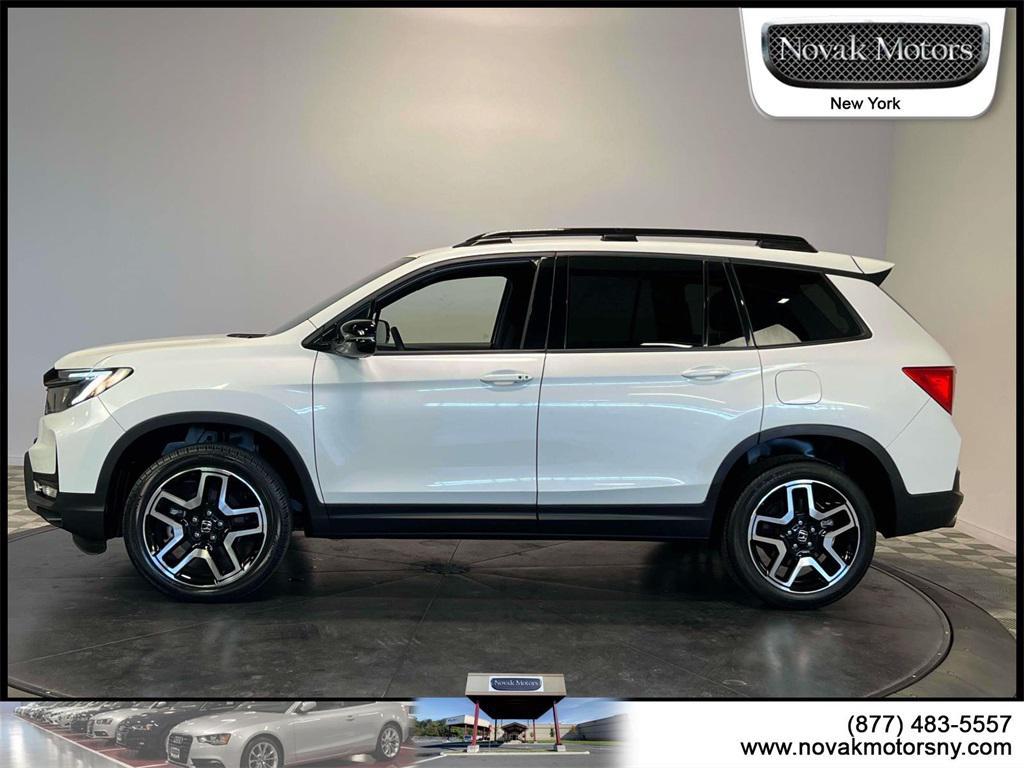 used 2022 Honda Passport car, priced at $35,490