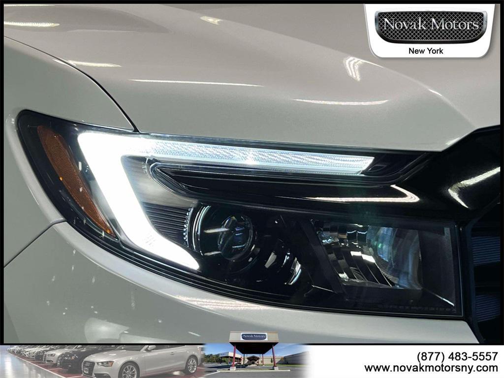 used 2022 Honda Passport car, priced at $35,490