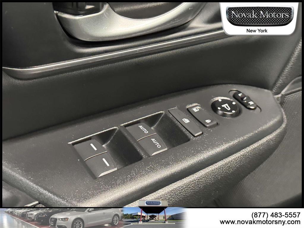 used 2022 Honda CR-V car, priced at $30,395