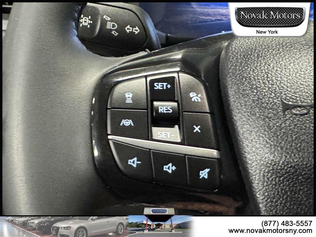 used 2022 Ford Escape car, priced at $27,895