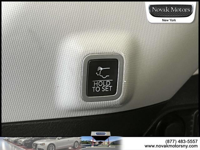 used 2022 Jeep Grand Cherokee car, priced at $32,995