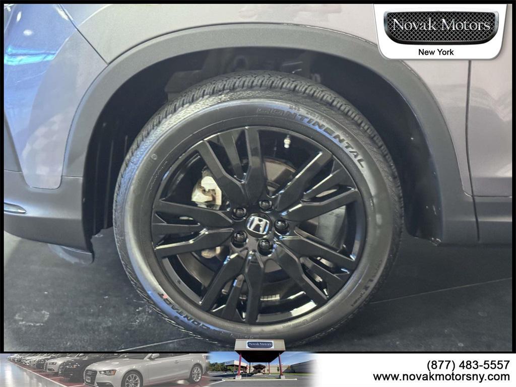 used 2022 Honda Pilot car, priced at $36,995