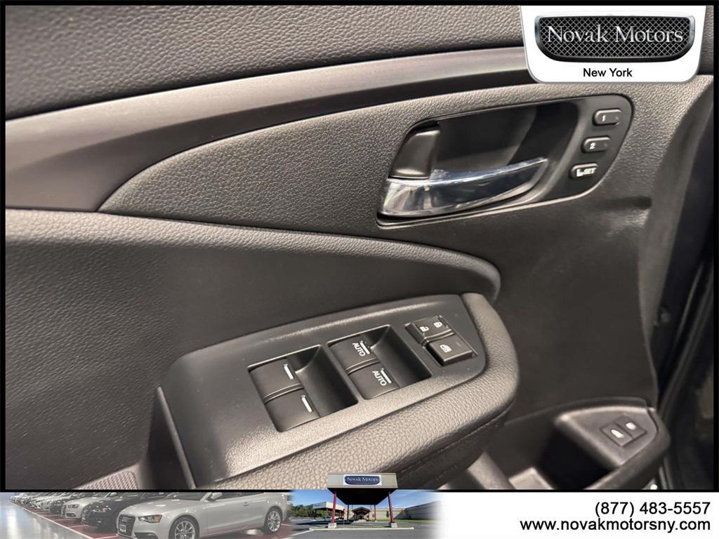 used 2022 Honda Pilot car, priced at $36,995