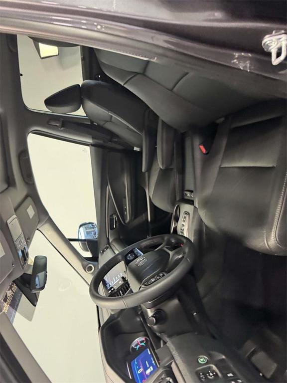 used 2022 Honda Pilot car, priced at $36,995