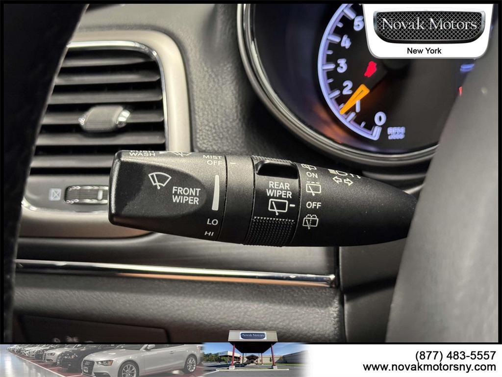 used 2022 Jeep Grand Cherokee car, priced at $31,090