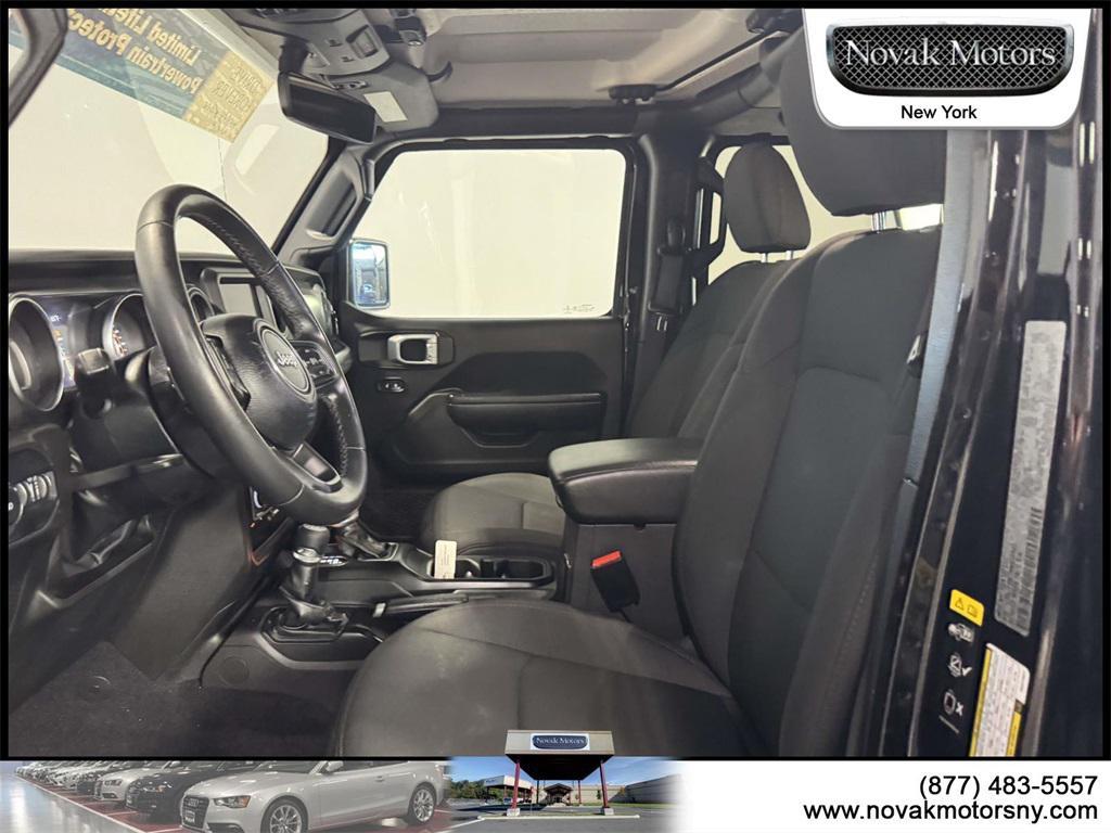 used 2022 Jeep Wrangler Unlimited car, priced at $32,895