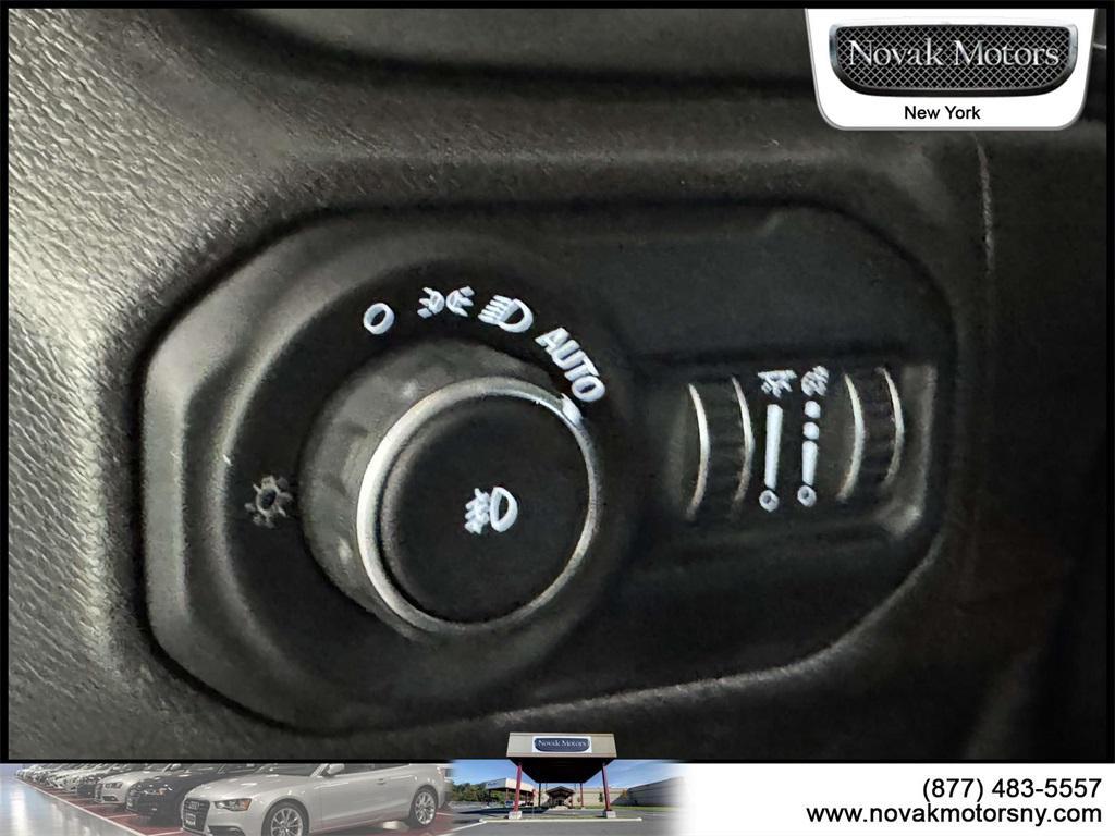 used 2022 Jeep Wrangler Unlimited car, priced at $32,895