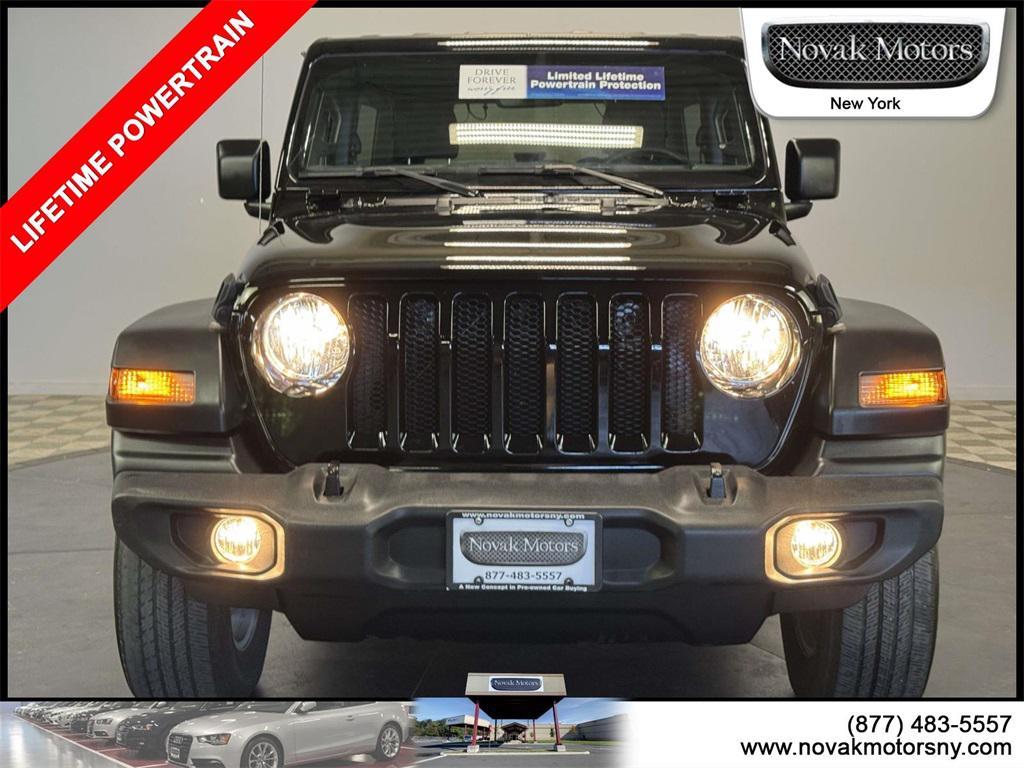 used 2022 Jeep Wrangler Unlimited car, priced at $32,895