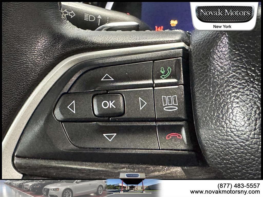 used 2022 Jeep Grand Cherokee L car, priced at $33,595