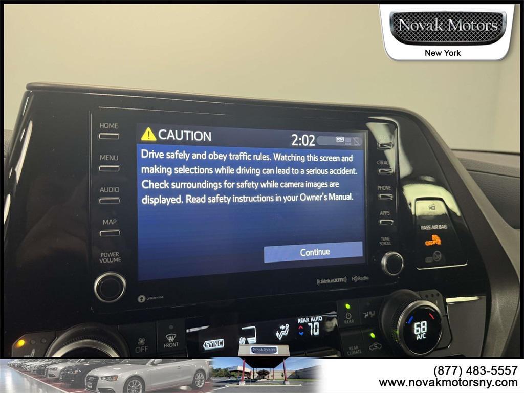 used 2022 Toyota Highlander car, priced at $40,595