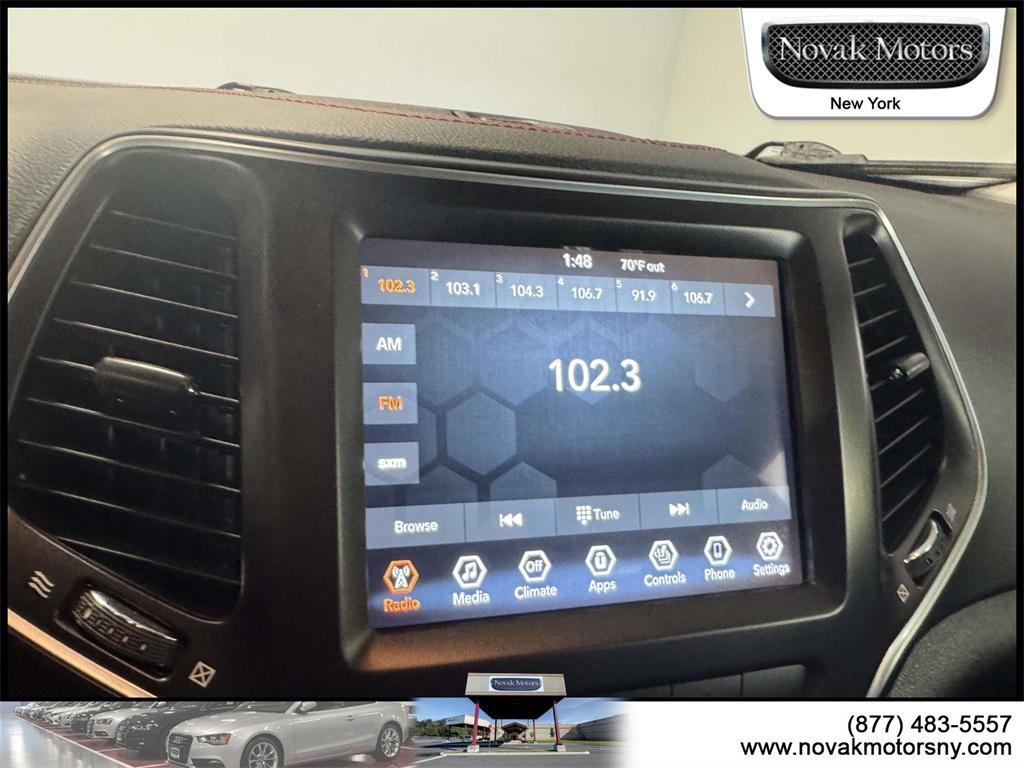 used 2022 Jeep Cherokee car, priced at $28,995