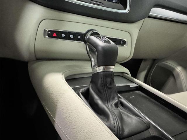 used 2022 Volvo XC90 car, priced at $40,895