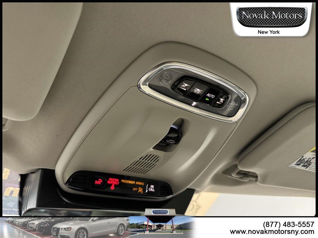 used 2022 Volvo XC90 car, priced at $37,499