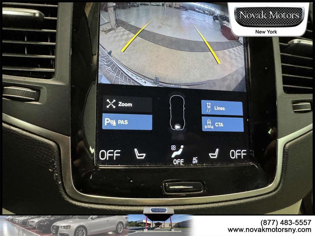 used 2022 Volvo XC90 car, priced at $37,499